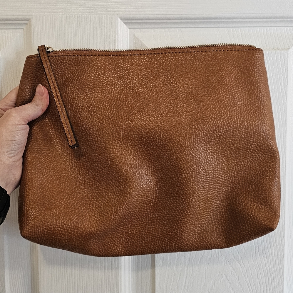 Steve Madden Brown Large Pouch - Picture 2 of 10